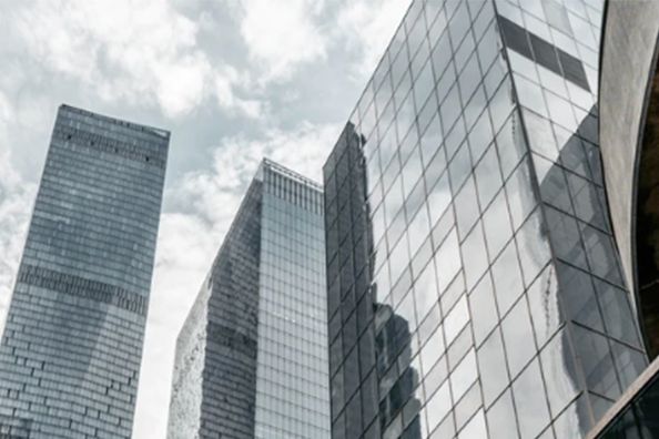 又一家“知名房企”違約,未能償還5.04億信托貸款