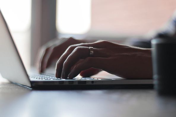 頭部小貸ABS發(fā)行激增如何重構(gòu)信貸風險分散模式